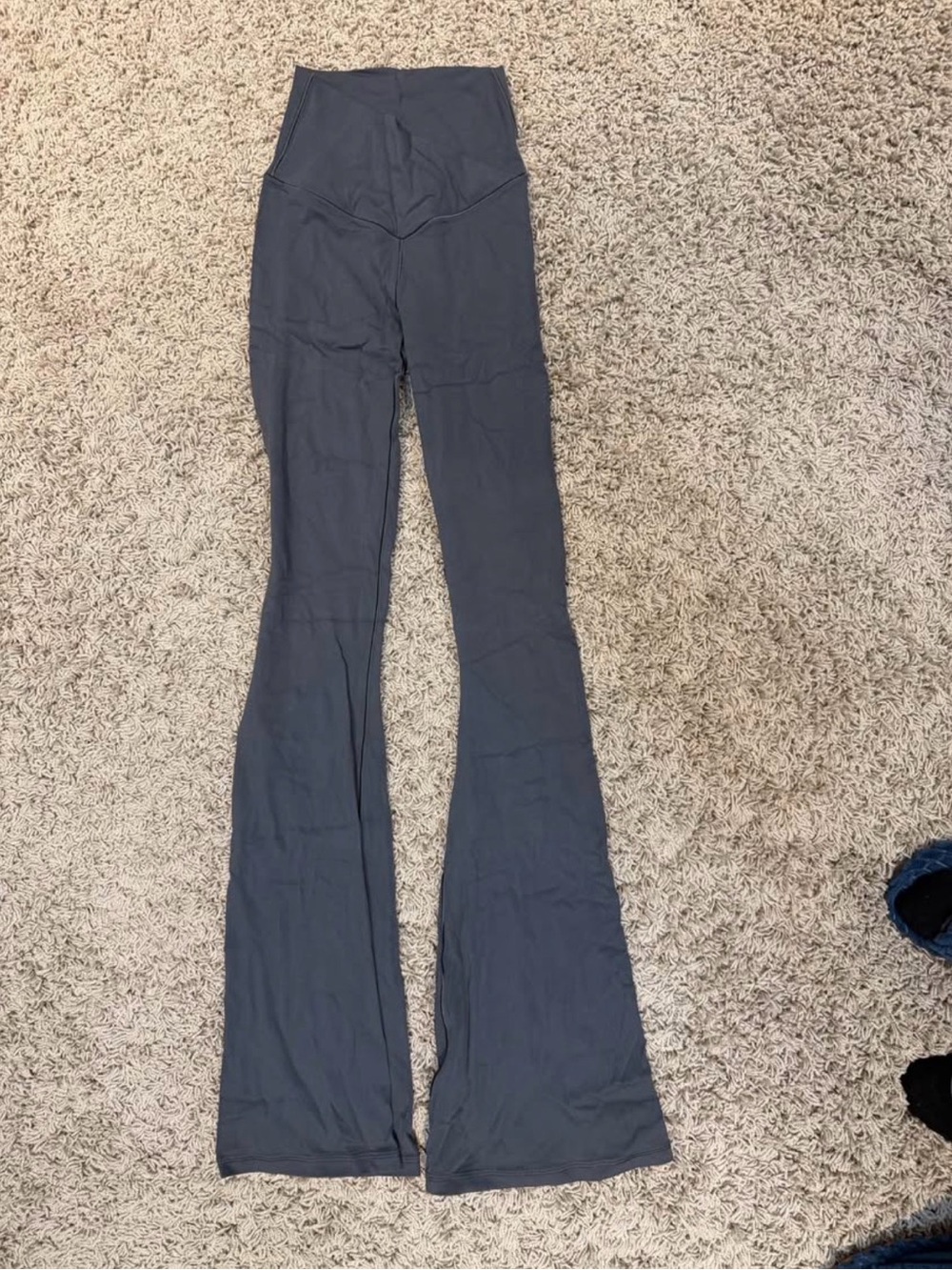 XS - OFFLINE By Aerie Real Me High Waisted Crossover Flare Leggings - Smoke Grey